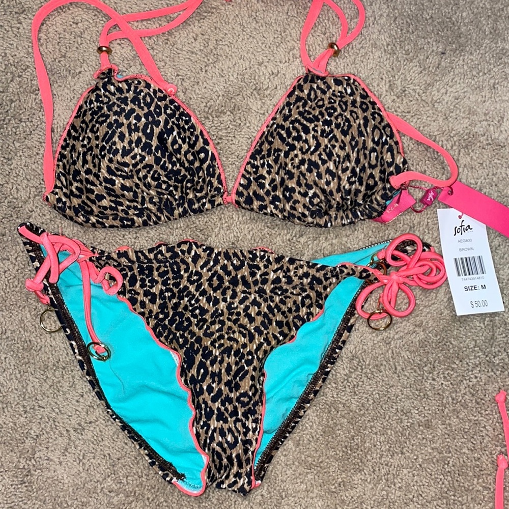 bikini size medium 👙